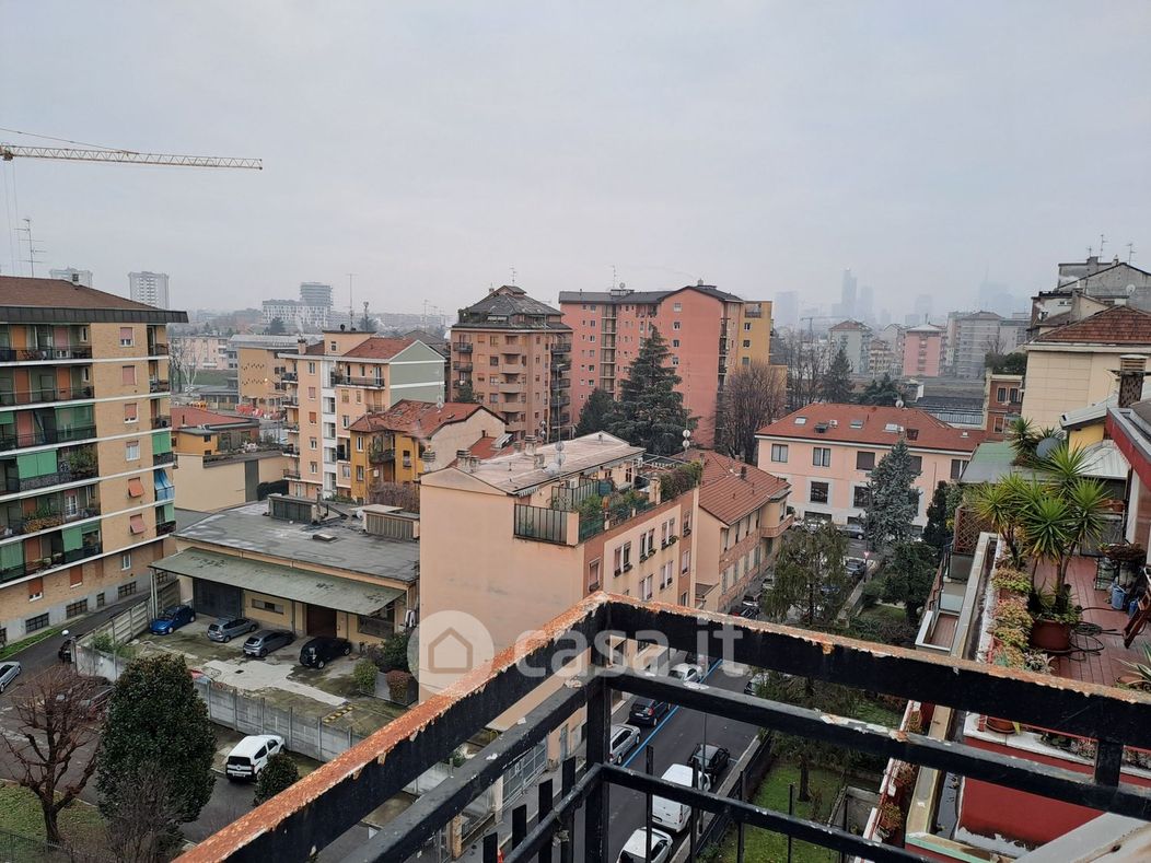 Appartamento in Vendita in Viale Fulvio Testi 56 a Milano