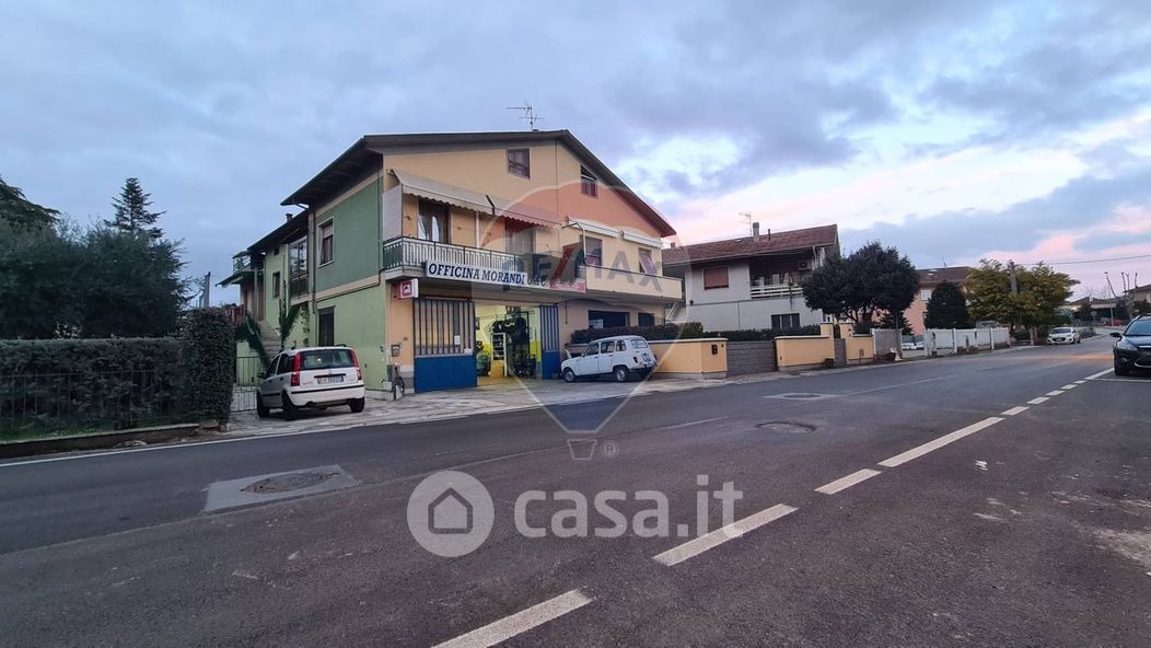 Casa Bi/Trifamiliare in Vendita in Via Alessandro Volta 16 a San Miniato