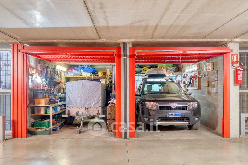 Garage/Posto auto in Vendita in Corso Bernardino Telesio 2 a Torino