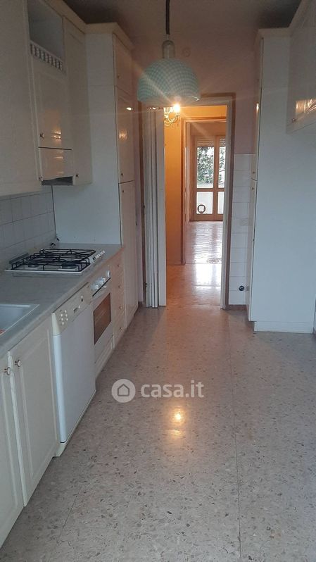 Appartamento in Vendita in Viale Giuseppe Tullio a Udine