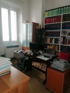 Ufficio in Affitto in Via palestro a Ancona