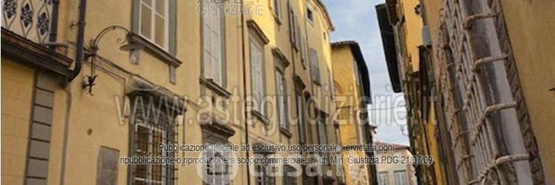 Casa indipendente in Vendita in Via Burlamacchi 21 a Lucca