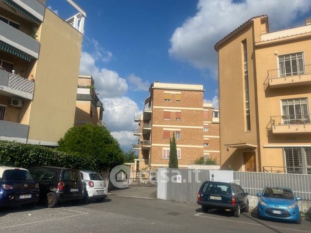 Appartamento in Vendita in Piazza Cimone 2 a Roma