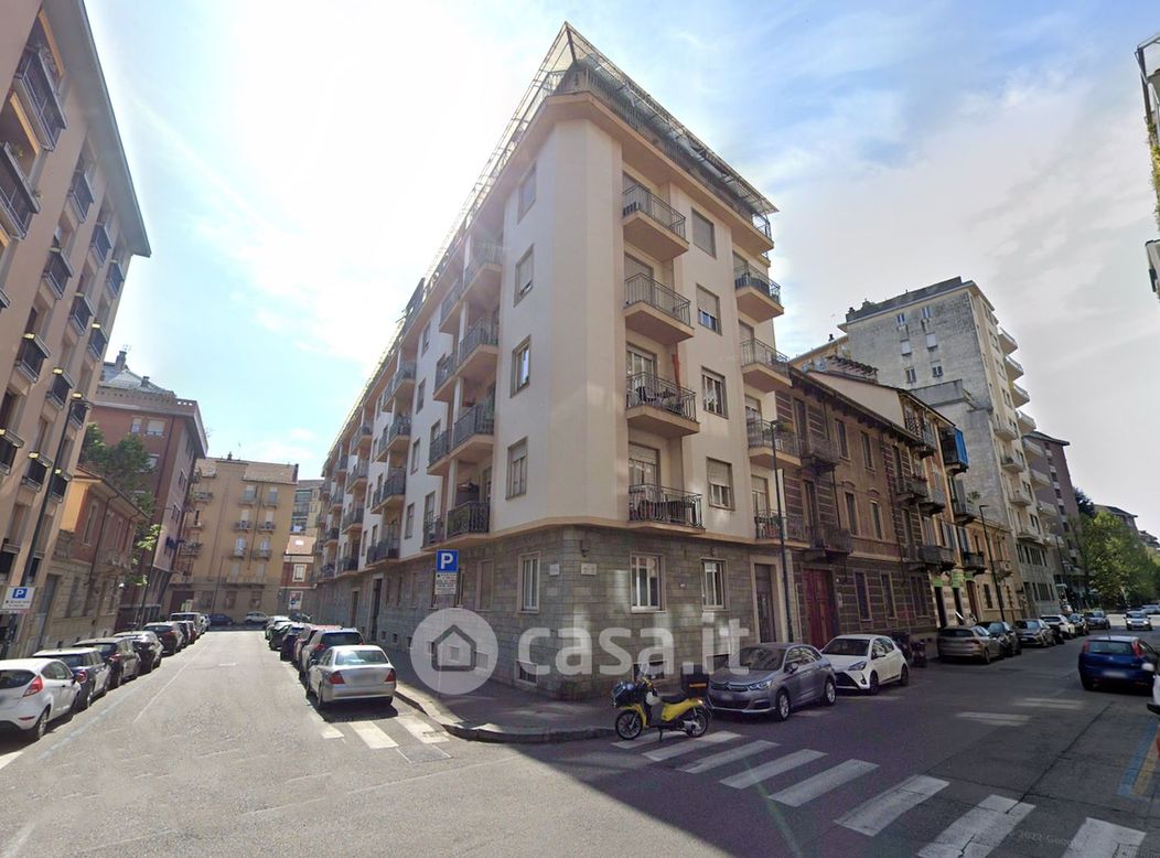 Appartamento in Vendita in Via Aurelio Saffi 23 a Torino