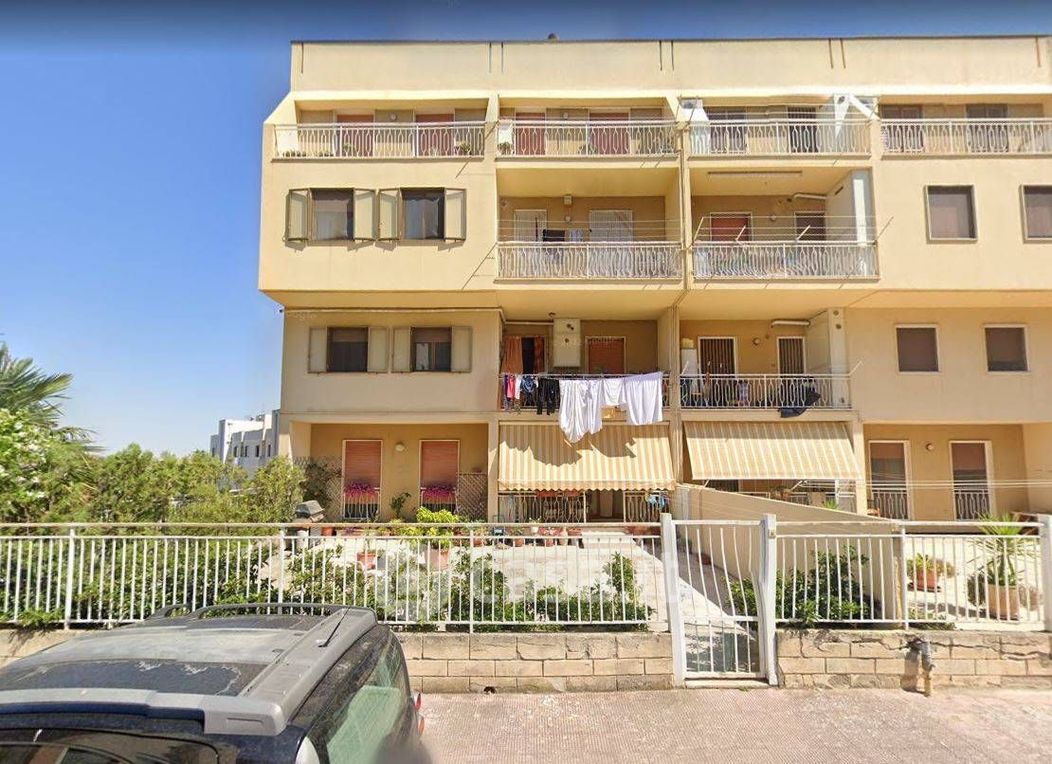 Appartamento in Vendita in Via Edmondo de Amicis 3 a Matera