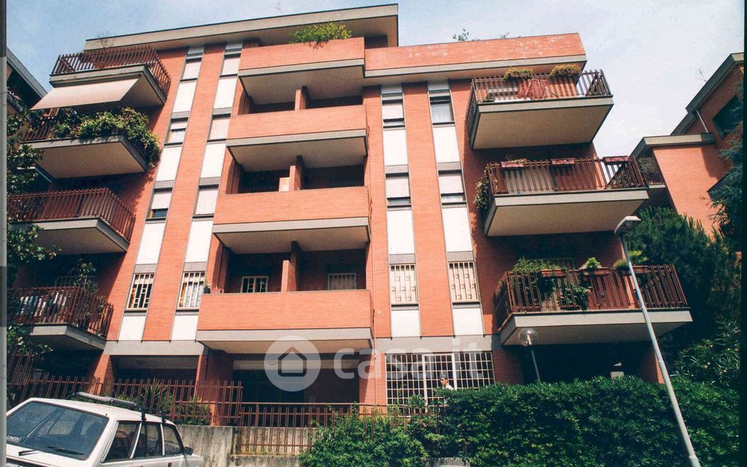 Appartamento in Vendita in Via Sanzeno 25 a Roma