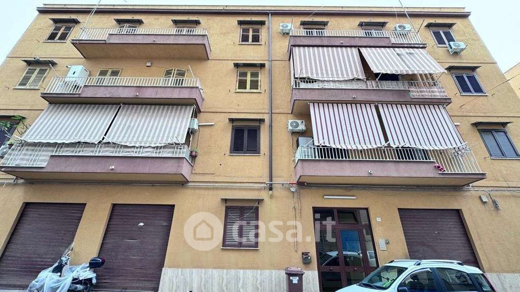 Appartamento in Vendita in Via Medici Giacomo Generale 11 a Palermo