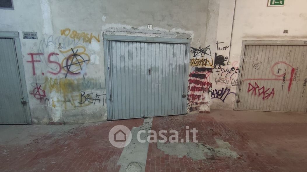 Garage/Posto auto in Vendita in Viale Lazio 69 a Palermo