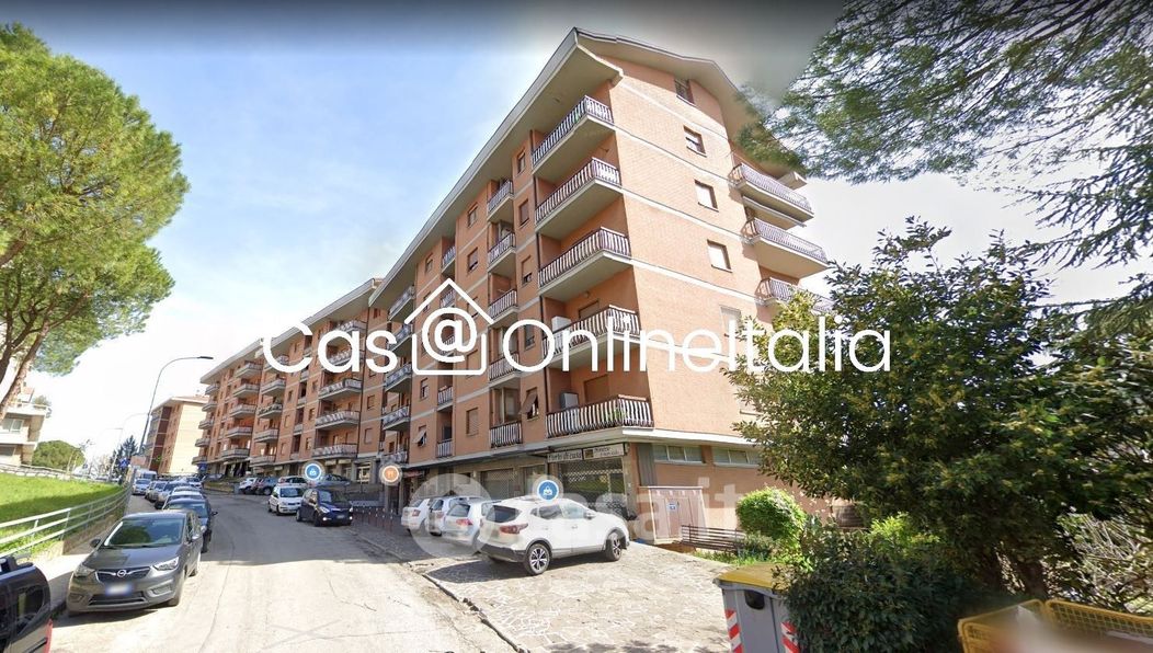 Appartamento in Vendita in Via C. Colombo 19 a Perugia