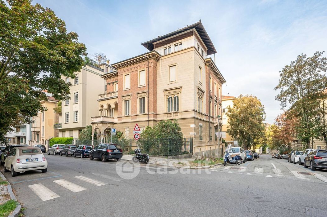 Appartamento in Vendita in Corso Giovanni Lanza a Torino