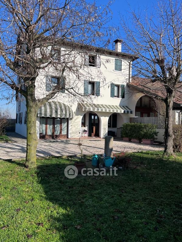 Villa in Vendita in Via Baratto 18 a Meolo
