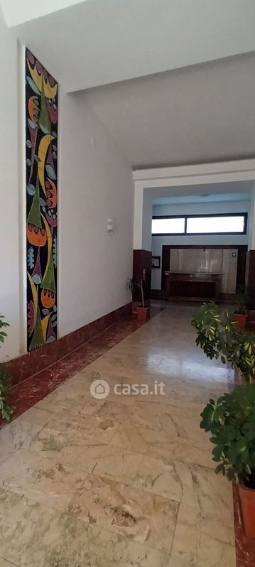 Appartamento in Vendita in Via dei Cantieri 20 a Palermo