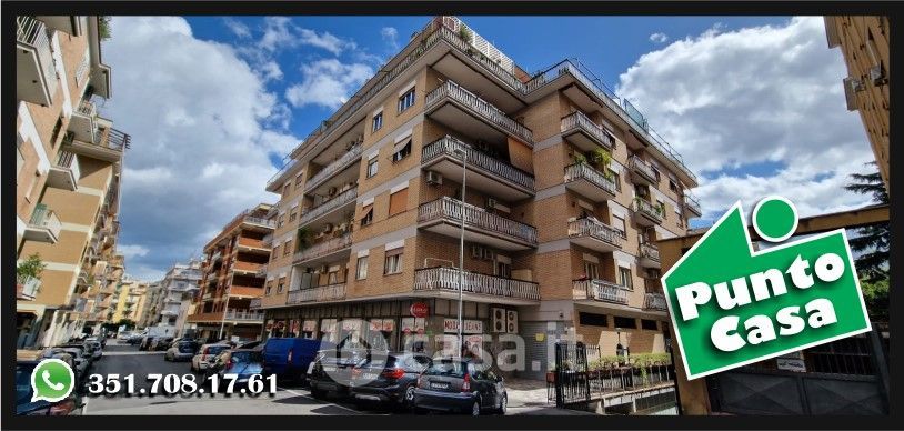 Appartamento in Vendita in Via Domenico Panaroli 22 a Roma