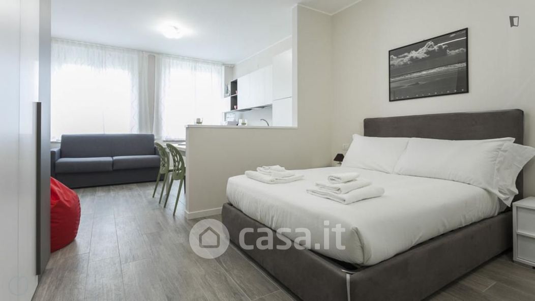 Appartamento in Affitto in Piazzale Luigi Cadorna a Milano