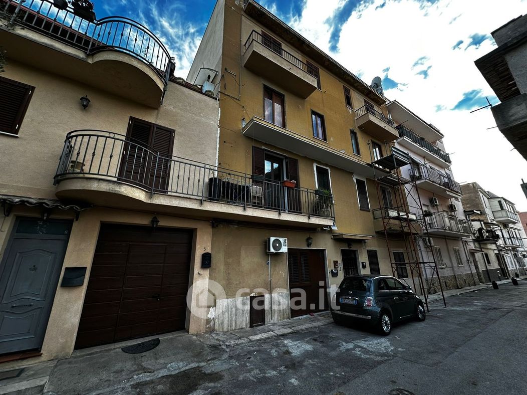 Appartamento in Vendita in Via F. Pistoia a Palermo