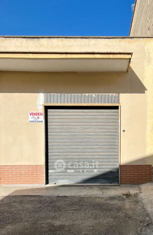 Garage/Posto auto in Vendita in Via Martiri della Resistenza 27 a Orta Nova