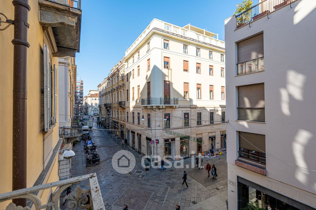 Appartamento in Vendita in Via Giovanni Giolitti 4 a Torino