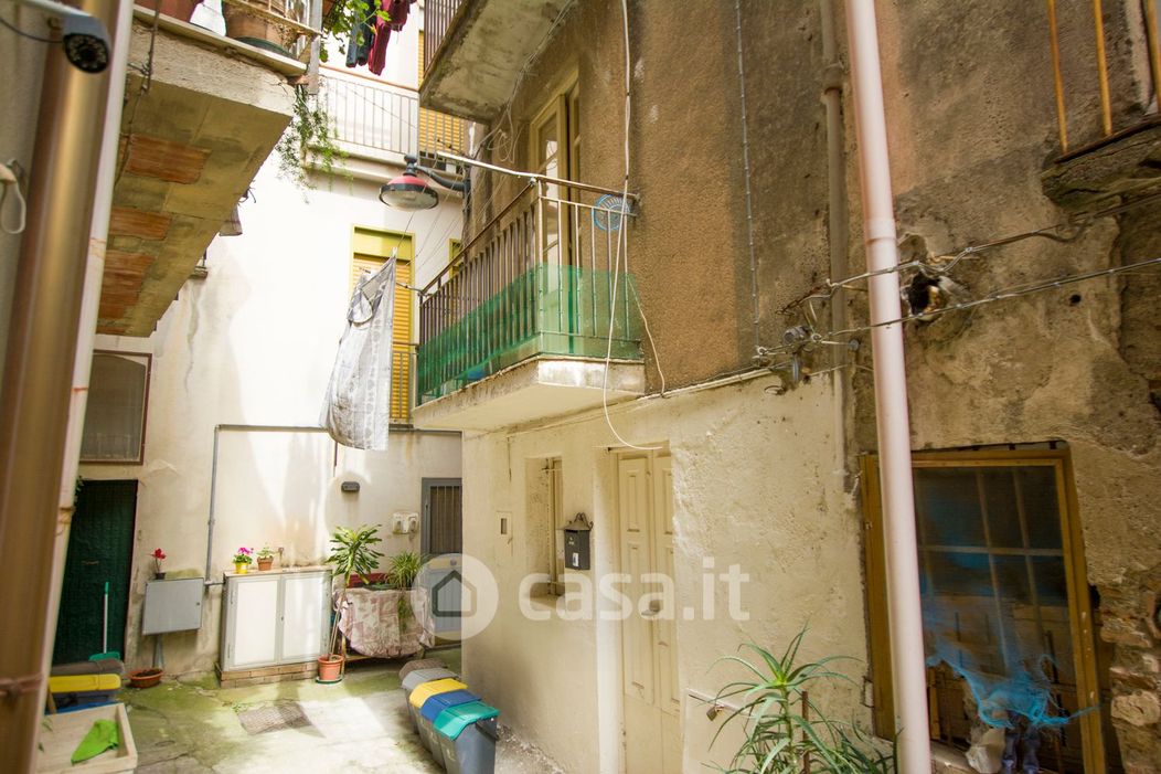 Casa indipendente in Vendita in Località Larderia Inferiore 63 a Messina
