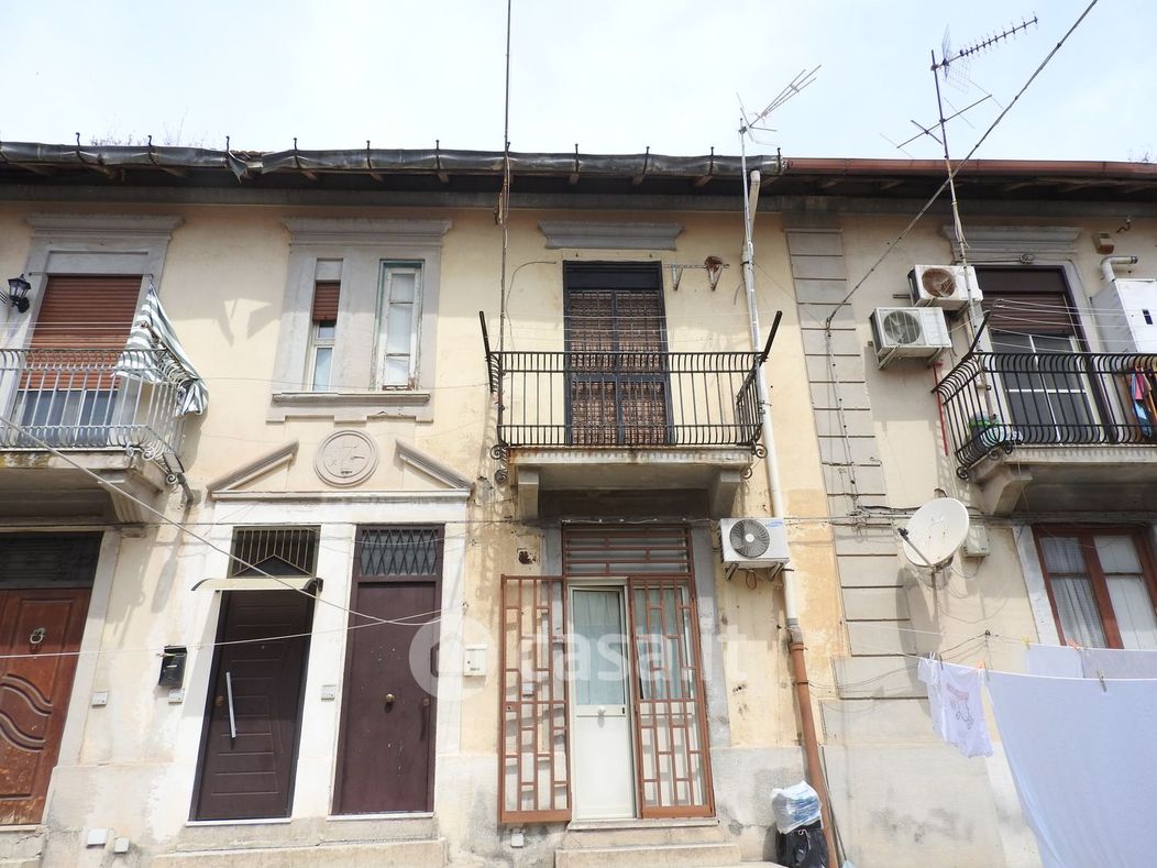 Appartamento in Vendita in Via canova 114 a Messina