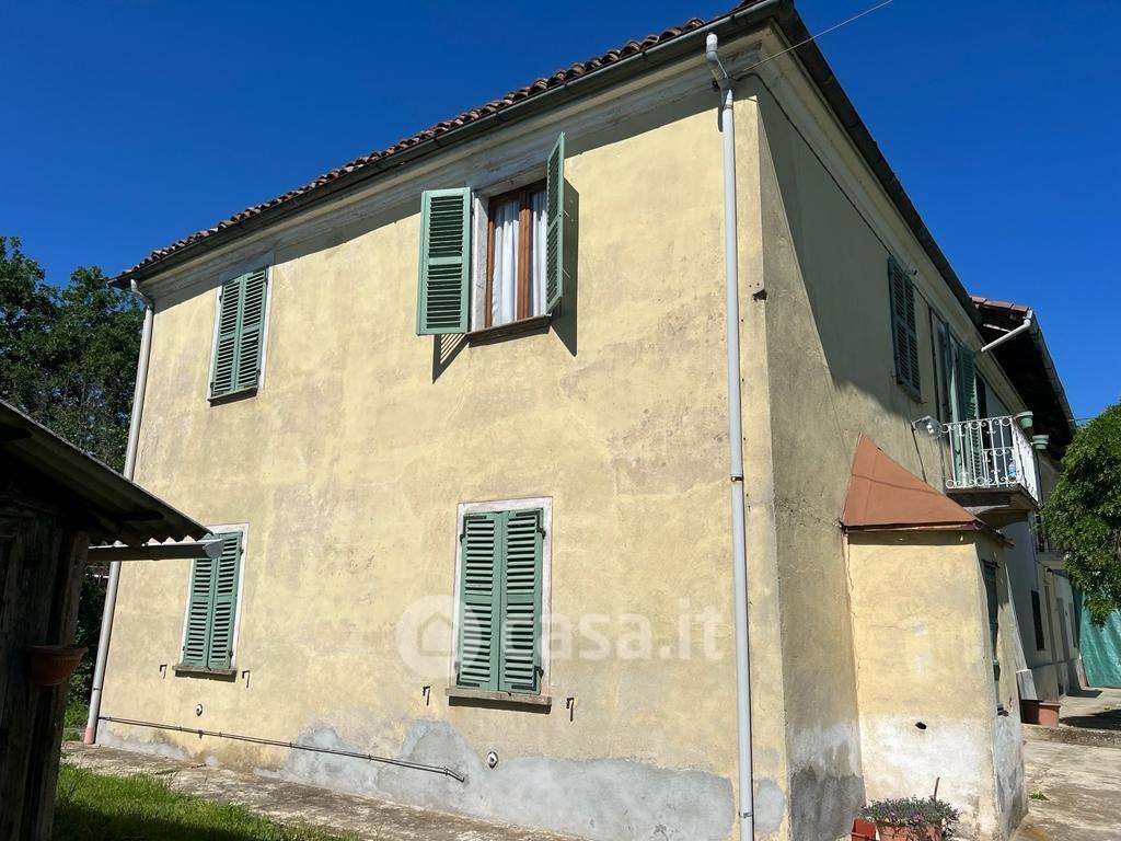 Casa Bi/Trifamiliare in Vendita in Località Valmanera a Asti