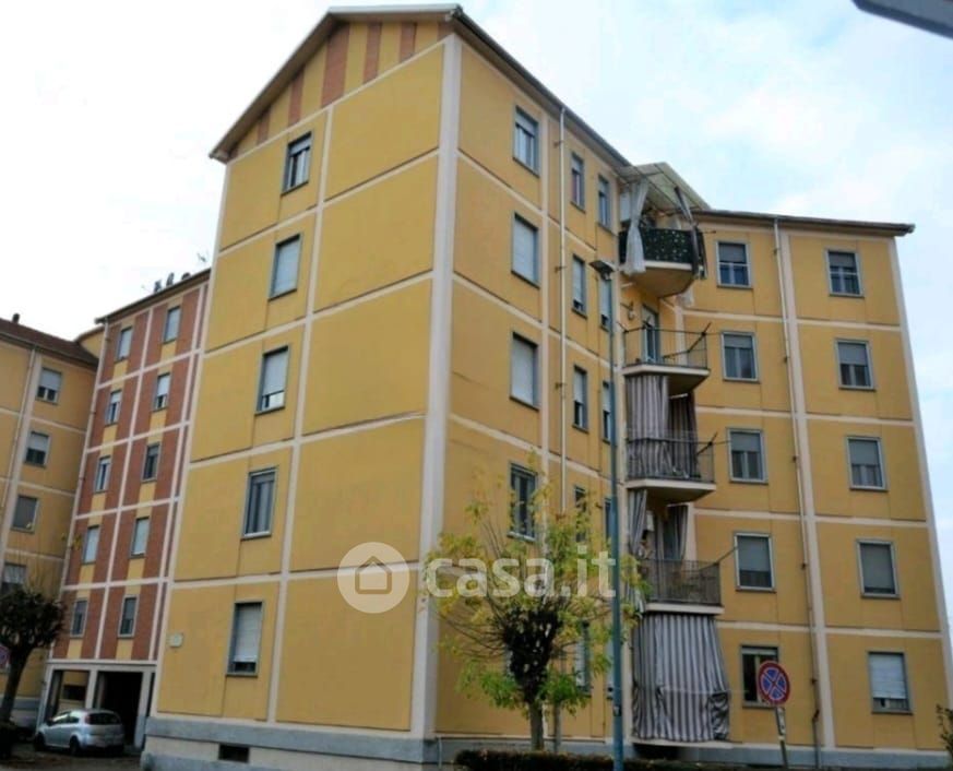 Appartamento in Vendita in Via Maggiora Vergano a Asti