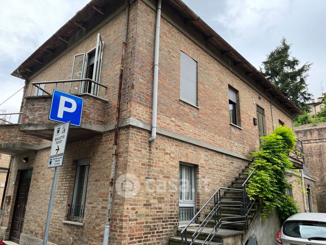 Appartamento in Vendita in dei Morti a Urbino