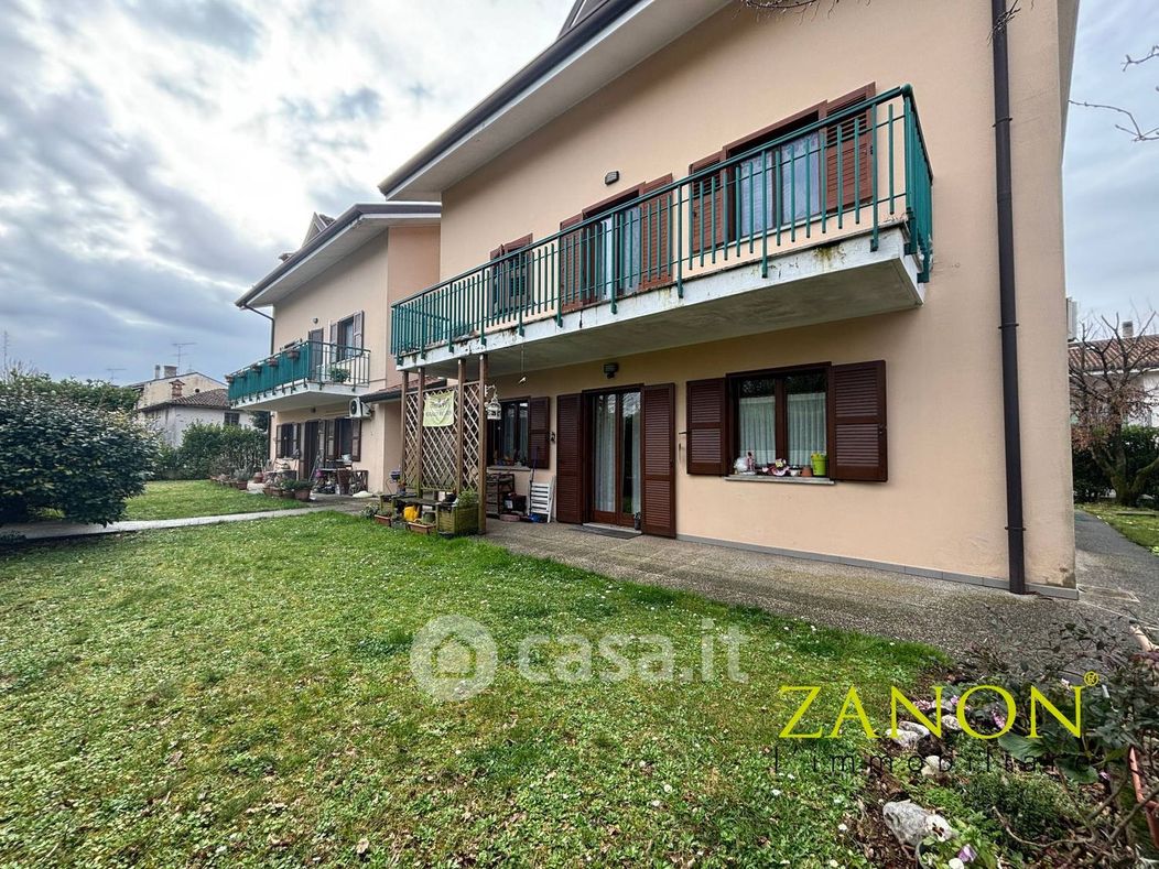 Appartamento in Vendita in Via XXV Aprile a Farra d'Isonzo