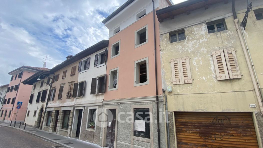 Casa indipendente in Vendita in Via Grazzano a Udine