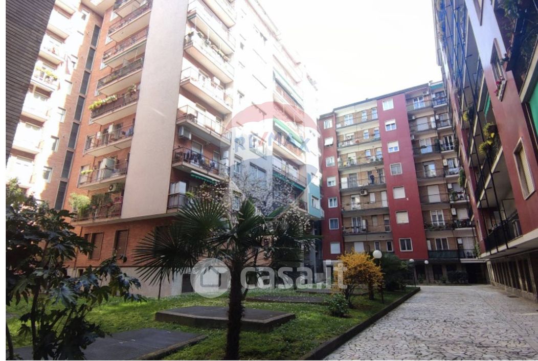 Appartamento in Vendita in Via Giuseppe Antonio Borgese 12 a Milano