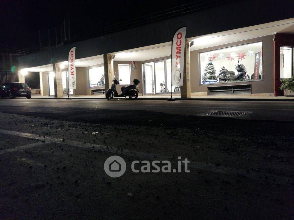 Negozio/Locale commerciale in Vendita in Viale Mario Rapisardi a Catania