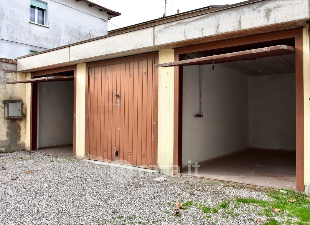 Garage/Posto auto in Vendita in Via Guido Cantelli a Galliera