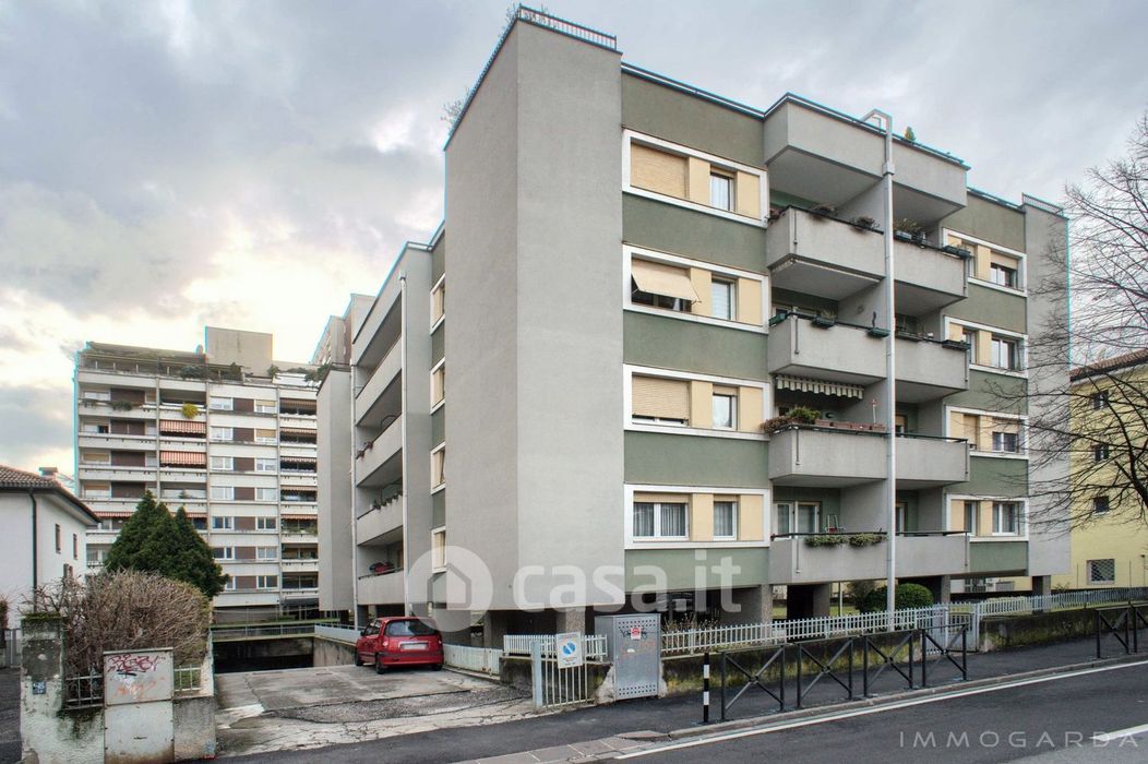 Appartamento in Vendita in Via Alessandria 17 a Bolzano