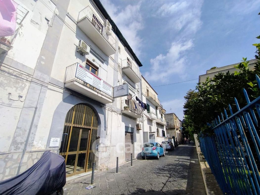 Appartamento in Vendita in Via Antonio de Curtis a Bacoli