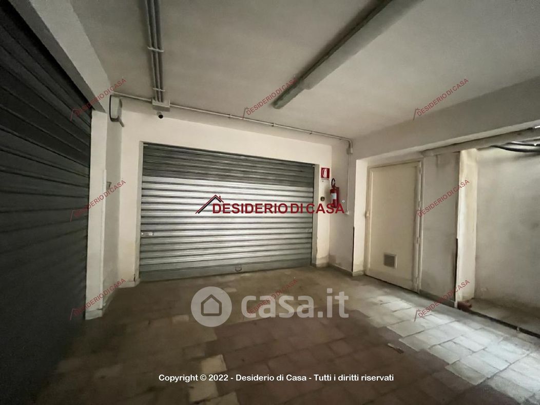 Garage/Posto auto in Vendita in Via Palagonia 54 a Bagheria