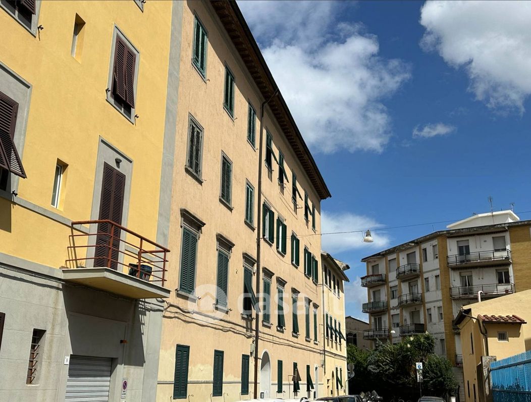 Appartamento in Vendita in Via serafino de tivoli a Livorno
