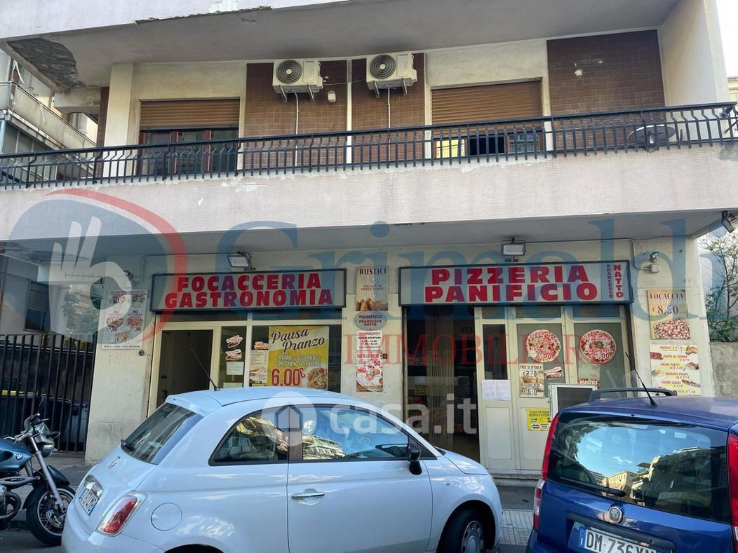 Negozio/Locale commerciale in Vendita in Via Siracusa 11 a Messina