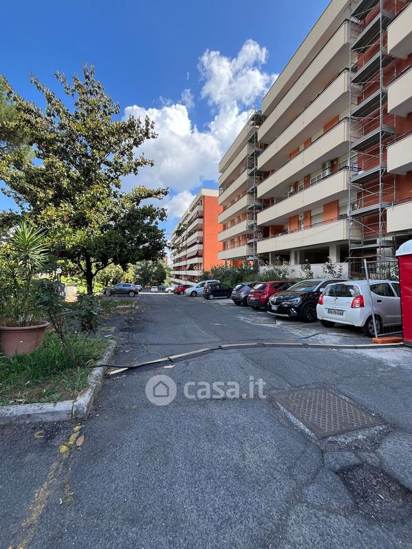 Appartamento in Vendita in Via Arta Terme 146 a Roma