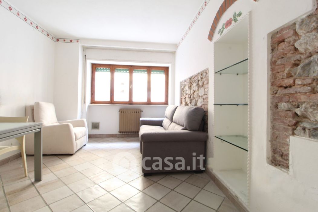 Appartamento in Vendita in Via Giovanni Battista Niccolini 63 a San Giuliano Terme