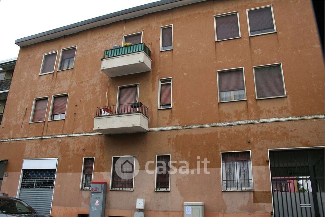 Appartamento in Vendita in Via degli Umiliati a Milano