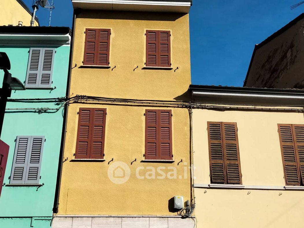 Casa indipendente in Vendita in Via Agostino Berenini 121 a Fidenza