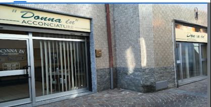 Negozio/Locale commerciale in Vendita in Via roma 34 a Ferno