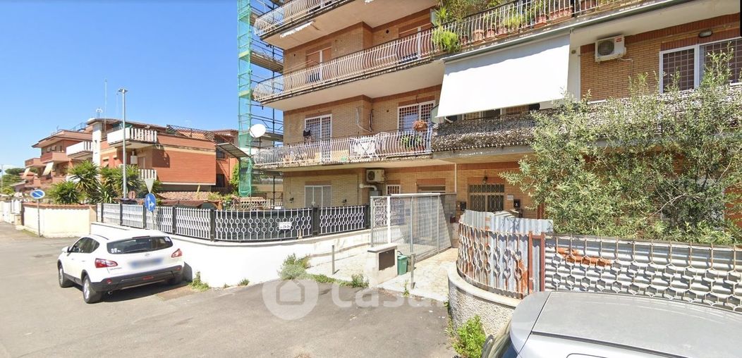 Appartamento in Vendita in Via Rocca Fiorita a Roma