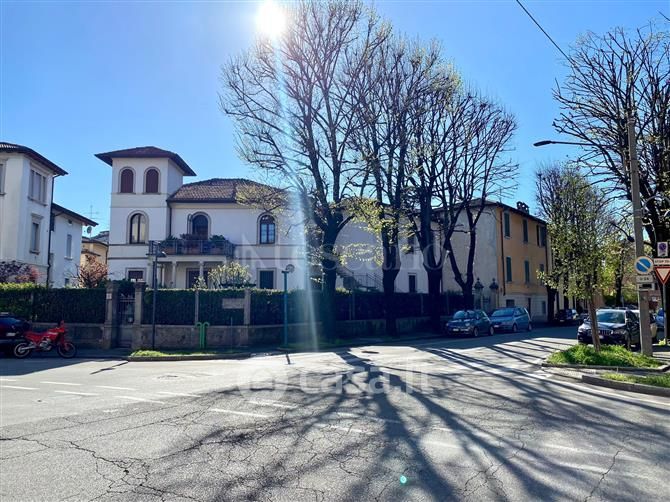 Appartamento in Vendita in Via Montebello a Brescia