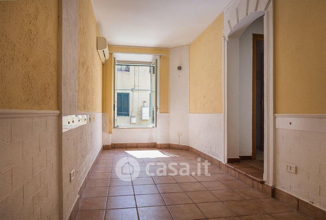Appartamento in Vendita in Via Ugo Bassi a Messina