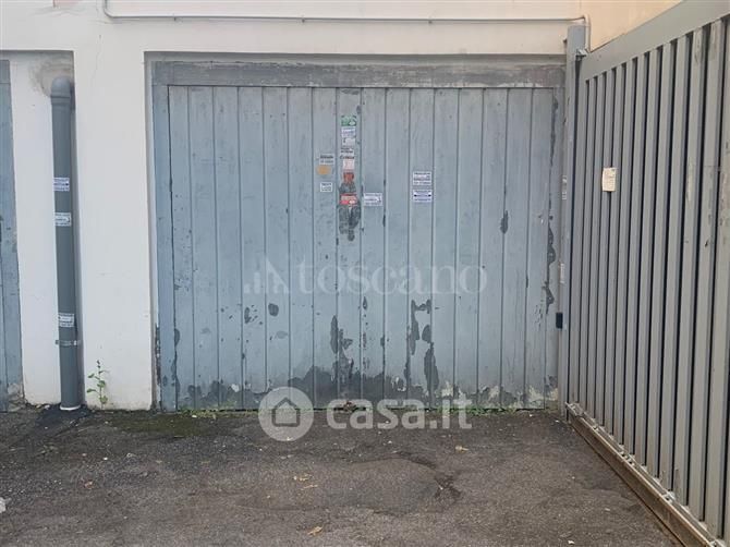Garage/Posto auto in Vendita in Via Isole del Capo Verde a Roma