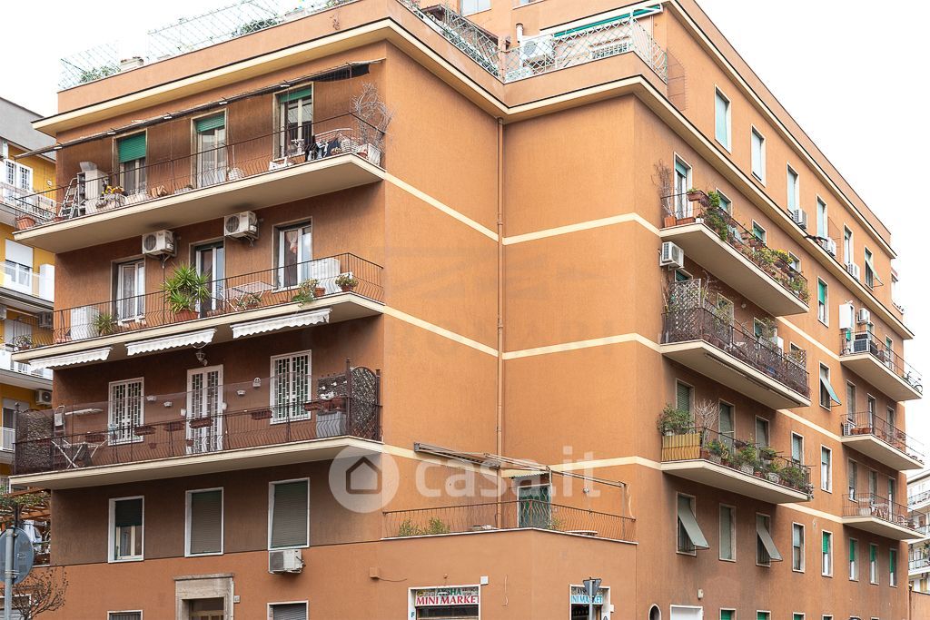Appartamento in Vendita in Via San Vincenzo de' Paoli a Roma