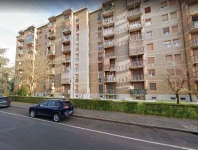Appartamento in Vendita in Via Francesco Cilea 44 a Milano