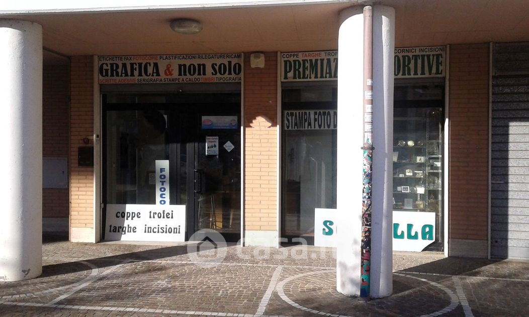 Negozio/Locale commerciale in Vendita in Viale Indro Montanelli a Roma