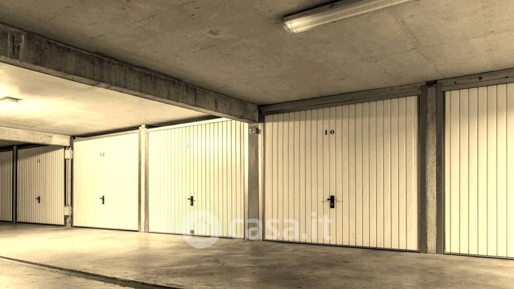 Garage/Posto auto in Vendita in Via della Malpensada 36 a Trento