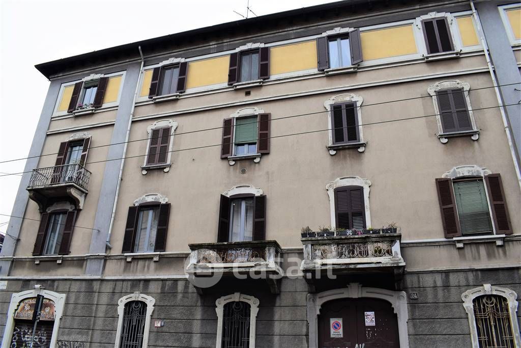 Appartamento in Vendita in Via Luigi Mercantini 24 a Milano